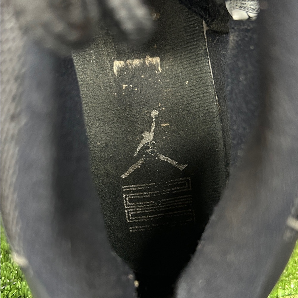 Size 7Y- Jordan 11 Retro "Jubilee / 25th Anniversary" - Picture 6 of 7
